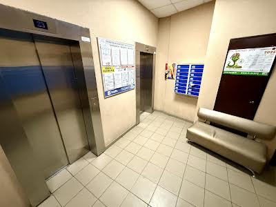 квартира за адресою Олени Пчілки вул., 8