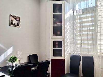 квартира за адресою Перлинна вул., 5