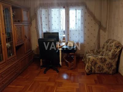 квартира за адресою Миколи Лаврухіна вул., 11