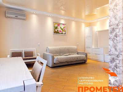 квартира за адресою Драгоманова вул., 6/1