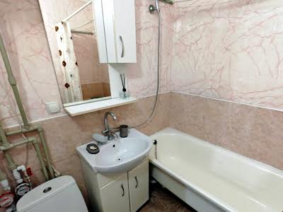 квартира за адресою Академика Вильемса, 68 б