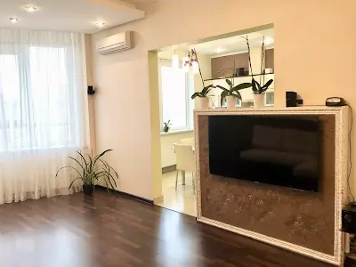 квартира за адресою Незалежності вул., 11/1