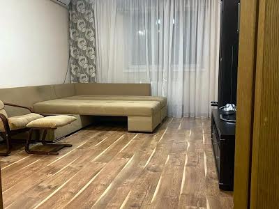 квартира за адресою Воскресенська вул., 12-А
