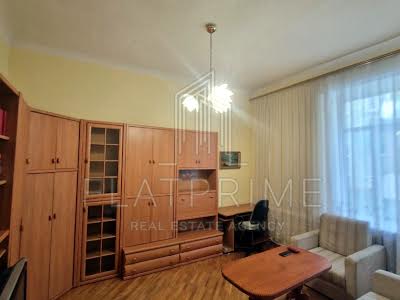 квартира за адресою Рейтарська вул., 7-Б