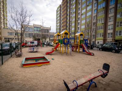 квартира за адресою Академіка Шалімова вул., 61