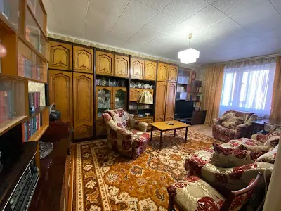 квартира за адресою Коломийська вул., 6