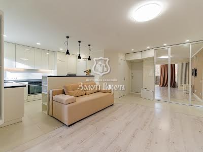 квартира за адресою Глібова вул., 7