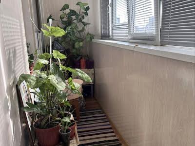 квартира за адресою Червоної Калини просп. (Володимира Маяковського), 4г
