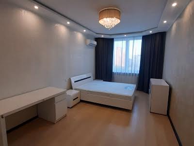 квартира за адресою Драгоманова вул., 2а