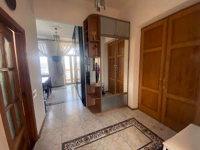 квартира по адресу Банковая ул., 3