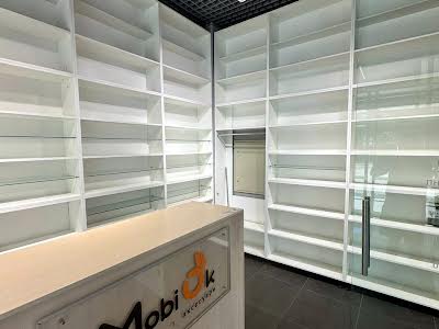 коммерческая по адресу Зубровская ул., 38