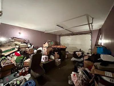 комерційна за адресою Південна, 8