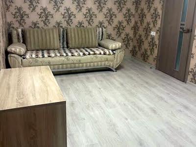 квартира за адресою Набережна Заводська вул., 85