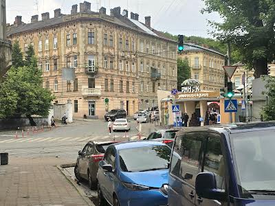 квартира за адресою Солодова вул., 1