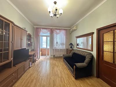 квартира за адресою Сталеварів вул., 26