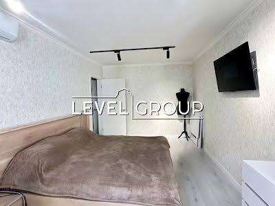 квартира за адресою Теплична вул., 38