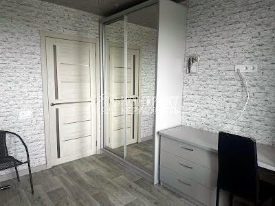 квартира за адресою Сонячна вул., 9