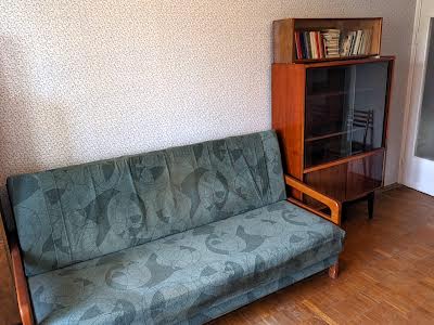 квартира за адресою Миколи Ушакова вул., 6