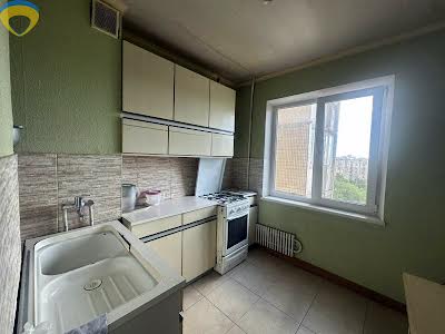 квартира за адресою Одеса, Академіка Корольова вул., 74а