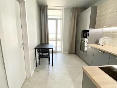 квартира за адресою Миколи Гулака вул., 4