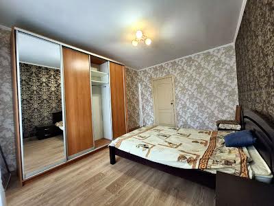 квартира за адресою Тростянецька вул., 8б