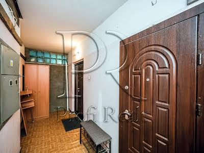 квартира за адресою Новаторів вул., 22-Б