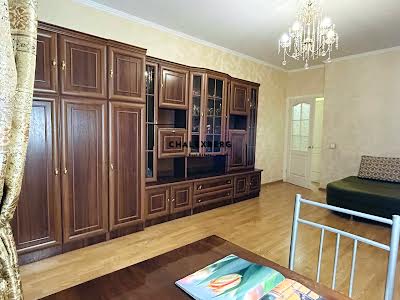 квартира по адресу Голосеевский просп. (40-летия Октября), 27