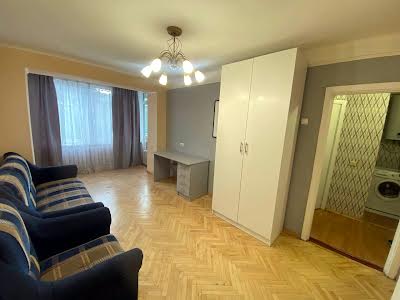 квартира по адресу Машиностроительная ул., 27