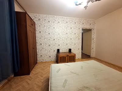 квартира за адресою Драгоманова вул., 17
