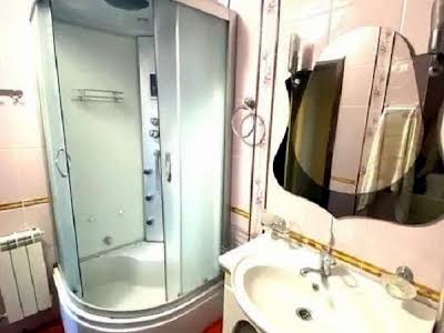 квартира за адресою Святошинська пл., 1