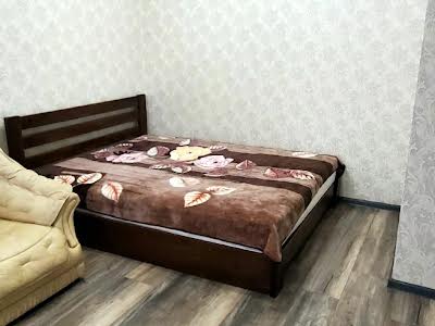 квартира по адресу с. Софиевская борщаговка, Миру ул., 9