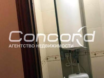 квартира за адресою Автозаводська вул., 63