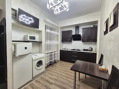 квартира за адресою Пастера вул., 26