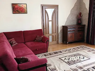 квартира за адресою Краснова, 2