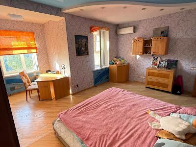 квартира за адресою Ігоря Сікорського вул. (Тельмана), 43