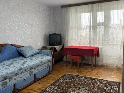 квартира за адресою Автозаводська вул., 7а