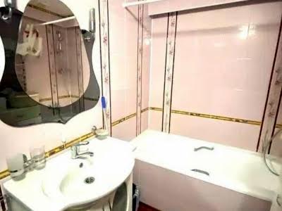 квартира по адресу Святошинская пл., 1
