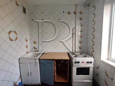 квартира за адресою Романа Шухевича просп. (Генерала Ватутіна), 22