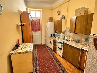 квартира за адресою Личаківська вул. (), 6
