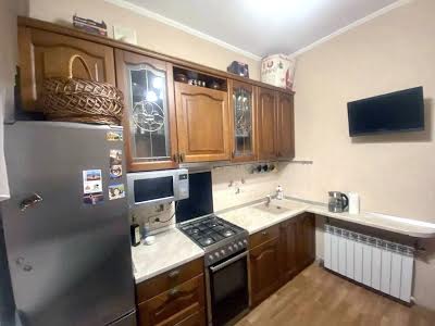 квартира по адресу Кловский спуск (Кловський), 4