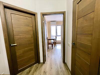квартира за адресою Метрологічна вул., 58