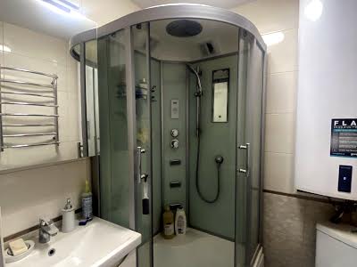 квартира за адресою Зарічанська вул., 32