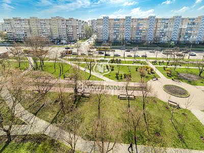 квартира по адресу Червоной Калины просп. (Владимира Маяковского), 53