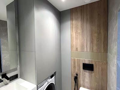 квартира по адресу Салютная ул., 2