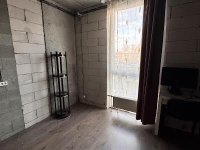квартира за адресою Салютна вул., 2