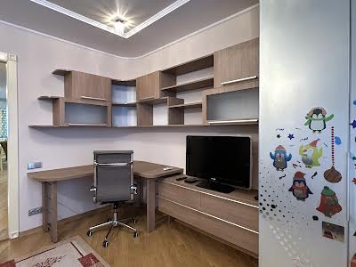 квартира за адресою Шовковична вул., 29