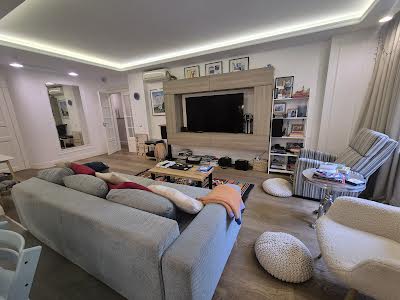 квартира за адресою Дмитрівська вул., 75