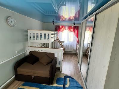 будинок за адресою центральна, 8