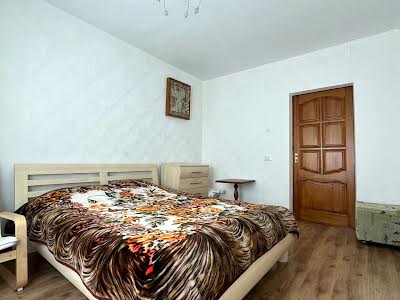 квартира по адресу Красносельского ул., 75