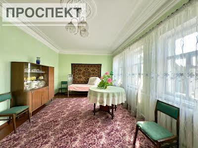 будинок за адресою Космічна вул., 2